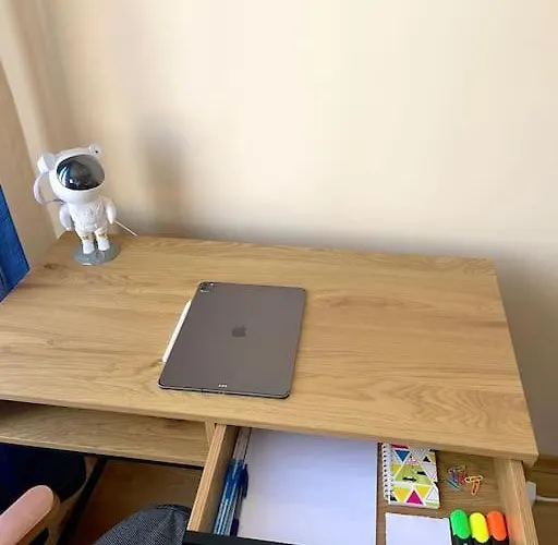 Lovita With A Garage Apartament Warna