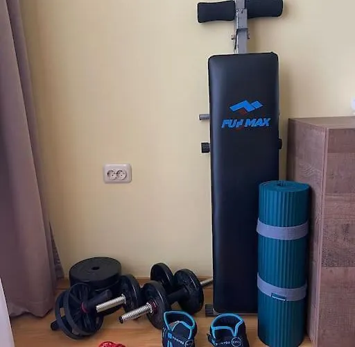 Lovita With A Garage *